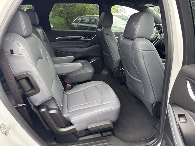 Used 2024 Buick Enclave Essence FWD image 24