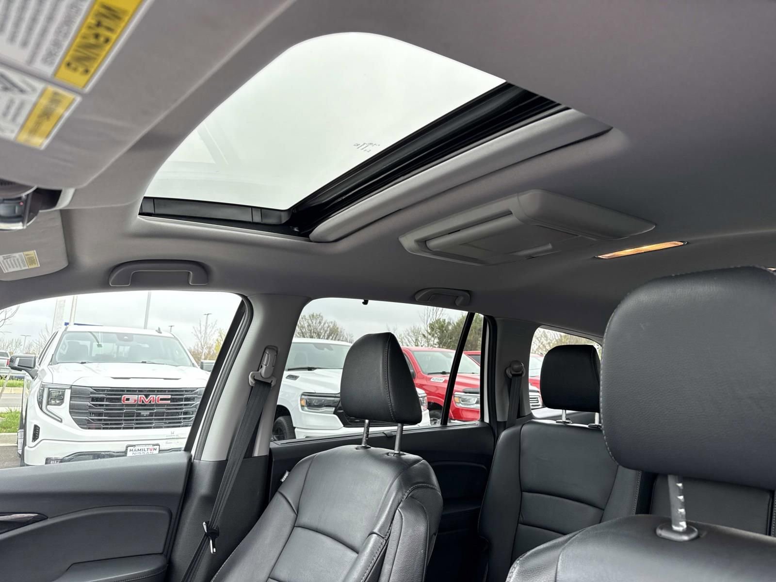 Used 2018 Honda Pilot Touring image 8