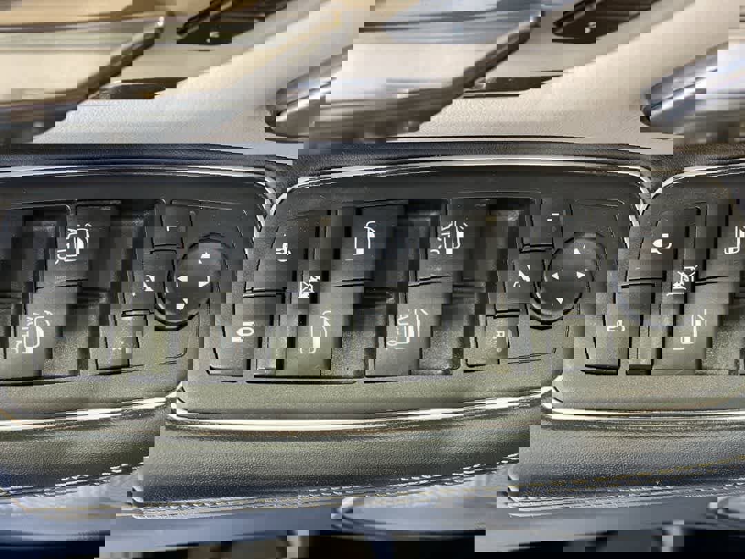 Used 2019 RAM 1500 Limited image 16