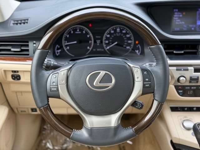 Used 2013 Lexus ES 350 w/ Premium Pkg FWD image 23