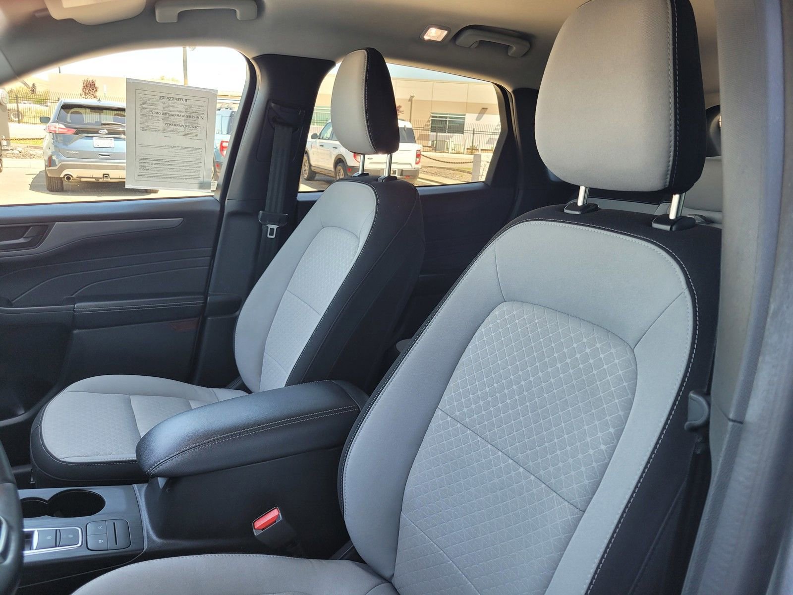 Used 2024 Ford Escape Active image 22