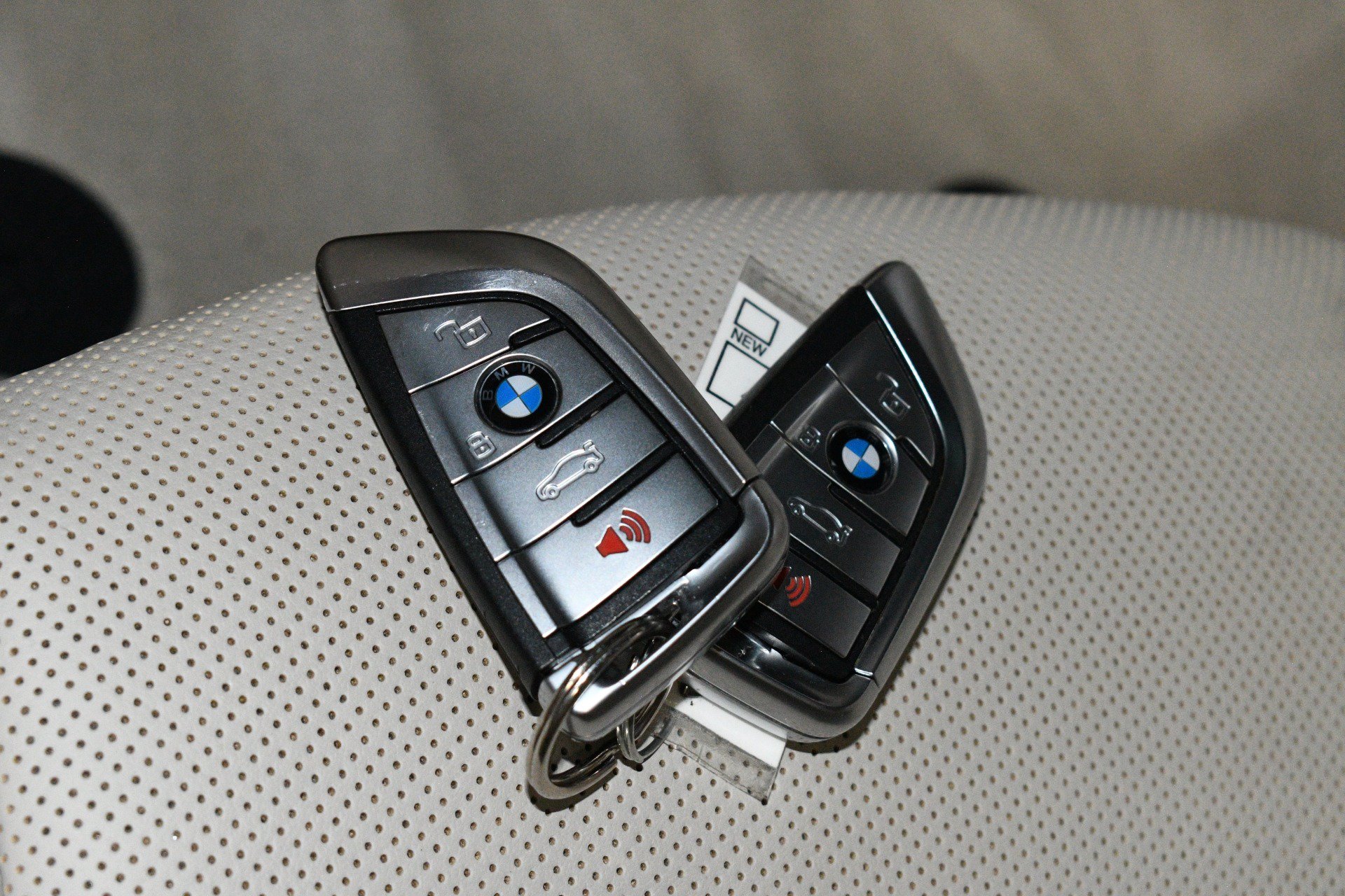 Used 2023 BMW M850i xDrive Convertible w/ Driving Assistance Package AWD/4WD image 97