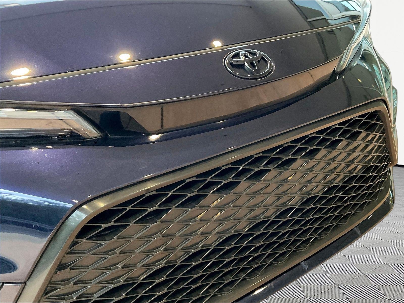Used 2024 Toyota Corolla SE w/ SE Premium Package FWD image 31