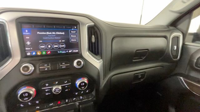 Used 2021 GMC Sierra 2500 SLT w/ SLT Premium Package AWD/4WD image 33