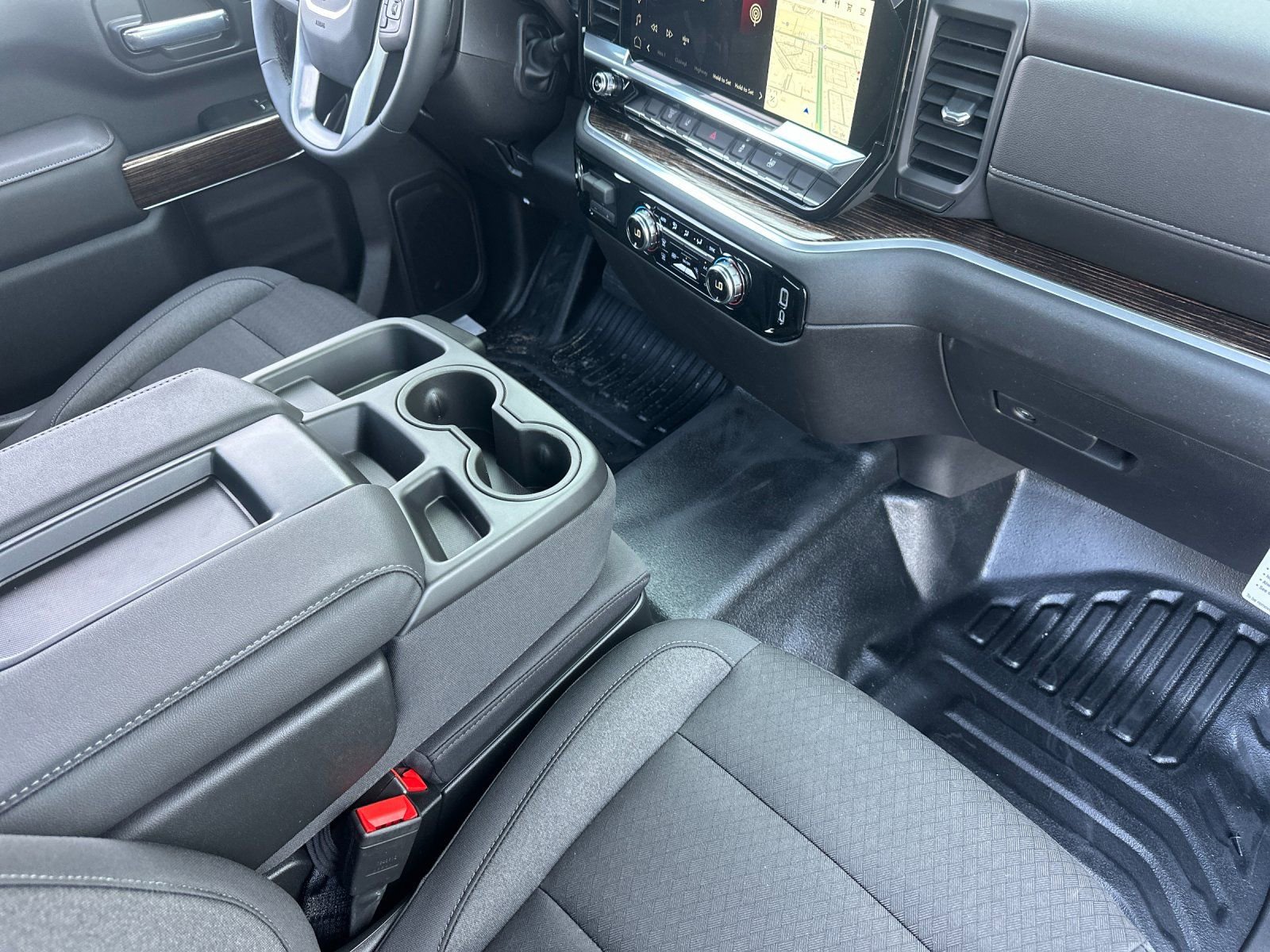 New 2026 GMC Sierra 3500 SLE w/ SLE Convenience Package RWD image 14