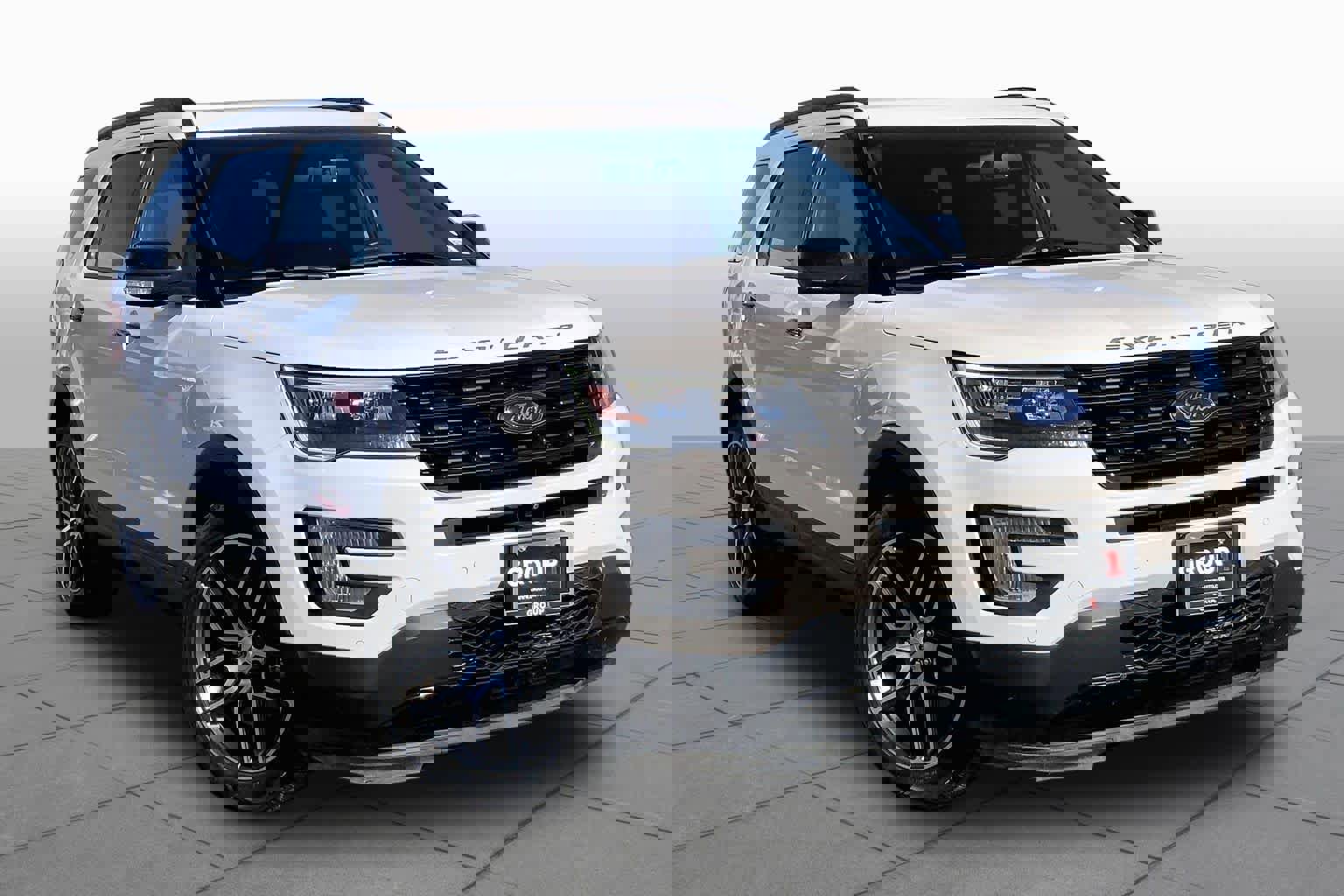 Used 2017 Ford Explorer Sport w/ Equipment Group 401A AWD/4WD image 3