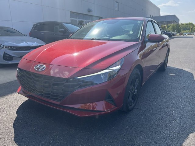 Used 2023 Hyundai Elantra SEL
