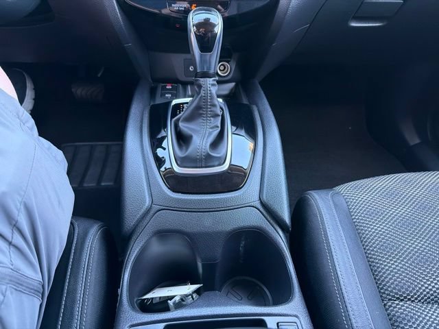 Used 2022 Nissan Rogue Sport SV w/ Technology Package AWD/4WD image 19