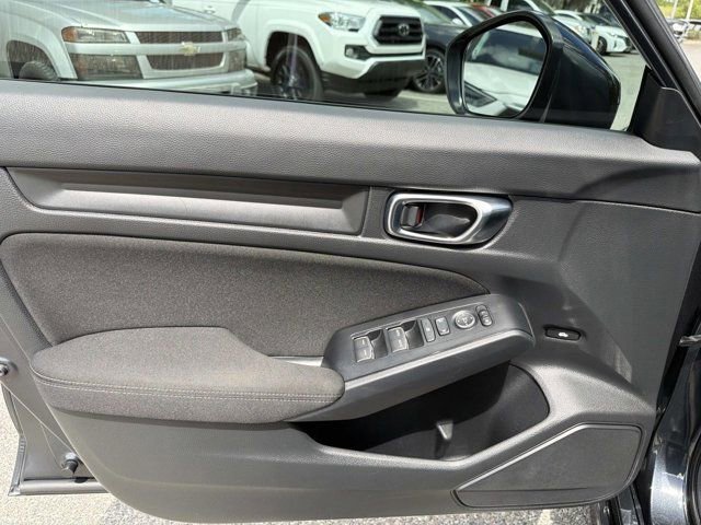 Used 2025 Honda Civic Sport image 6