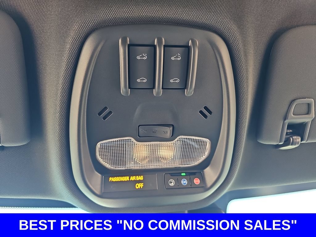 New 2026 Chevrolet Trax RS w/ Sunroof Package FWD image 30
