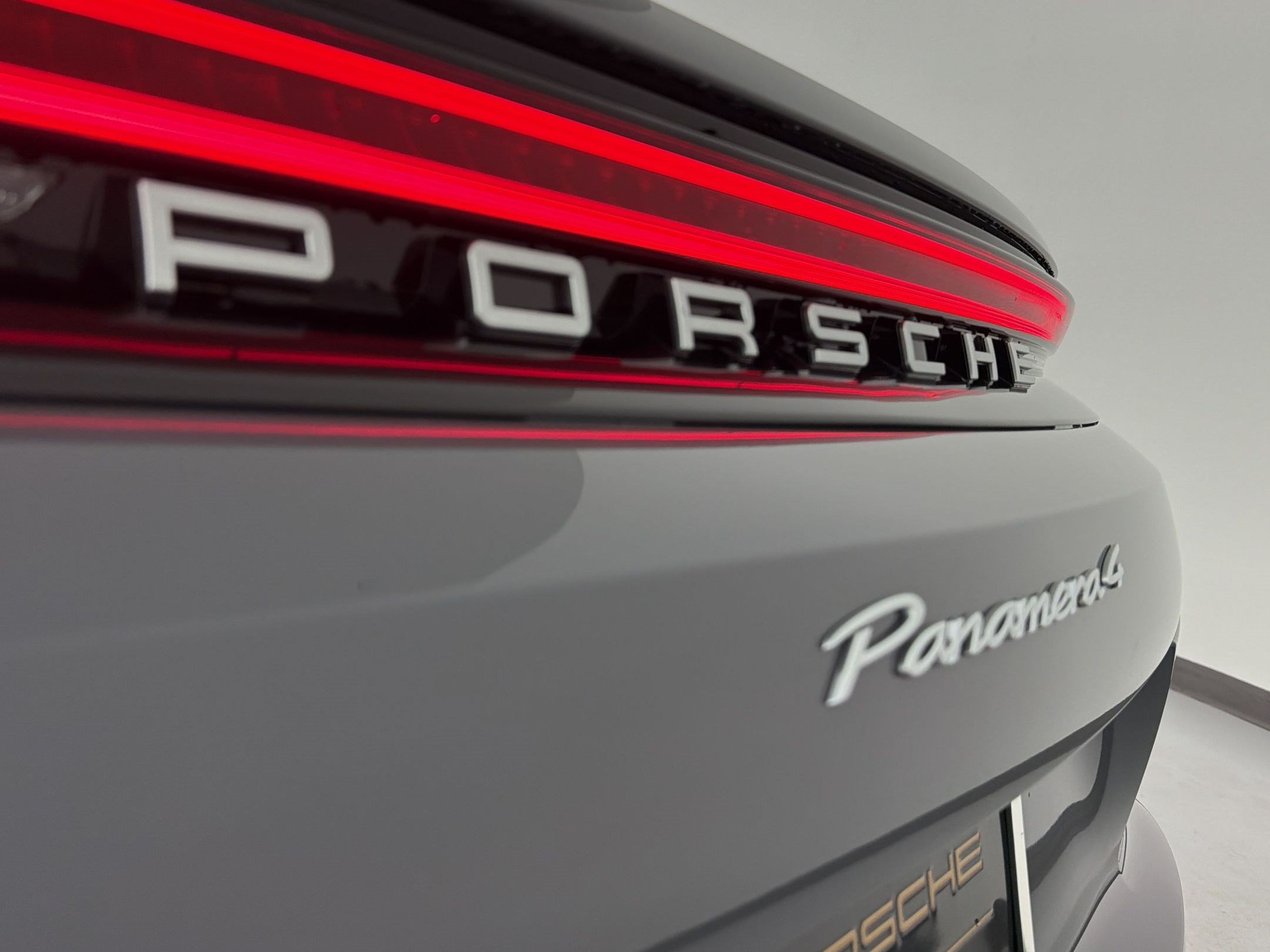 New 2026 Porsche Panamera 4 AWD/4WD image 36