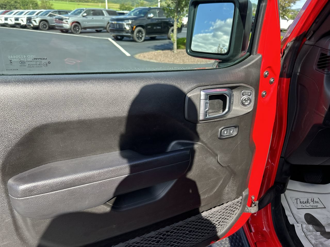 Used 2024 Jeep Wrangler Unlimited w/ Convenience Group AWD/4WD image 19