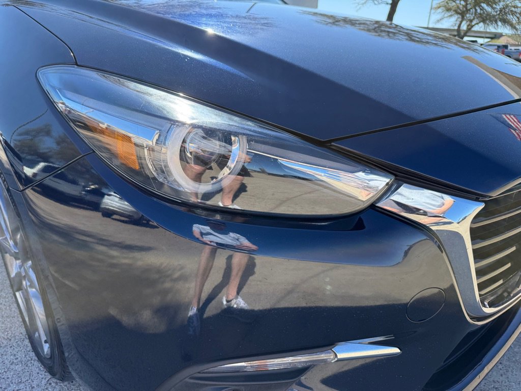 Used 2018 MAZDA MAZDA3 Grand Touring w/ Premium Equipment Package image 11