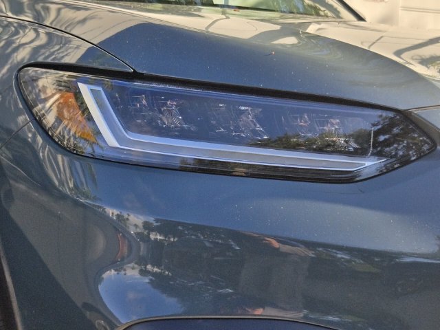 Used 2025 Honda HR-V Sport image 9