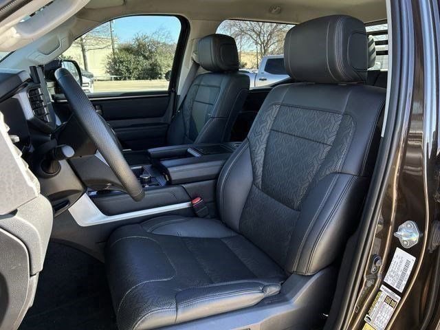 Used 2024 Toyota Tundra Limited w/ Power Package AWD/4WD image 28