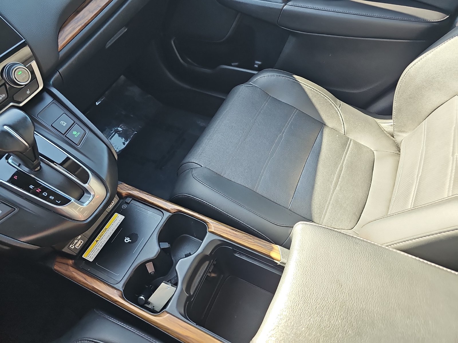 Used 2020 Honda CR-V Touring image 25