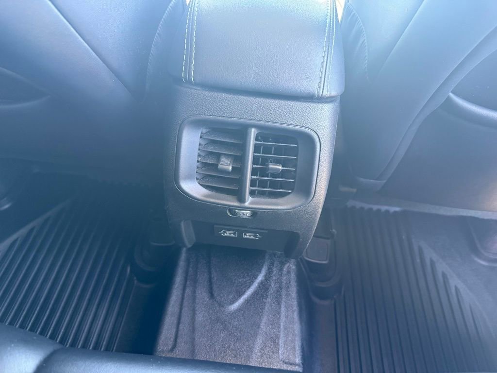 Used 2021 Jeep Cherokee Latitude Plus w/ Sun & Sound Group AWD/4WD image 17