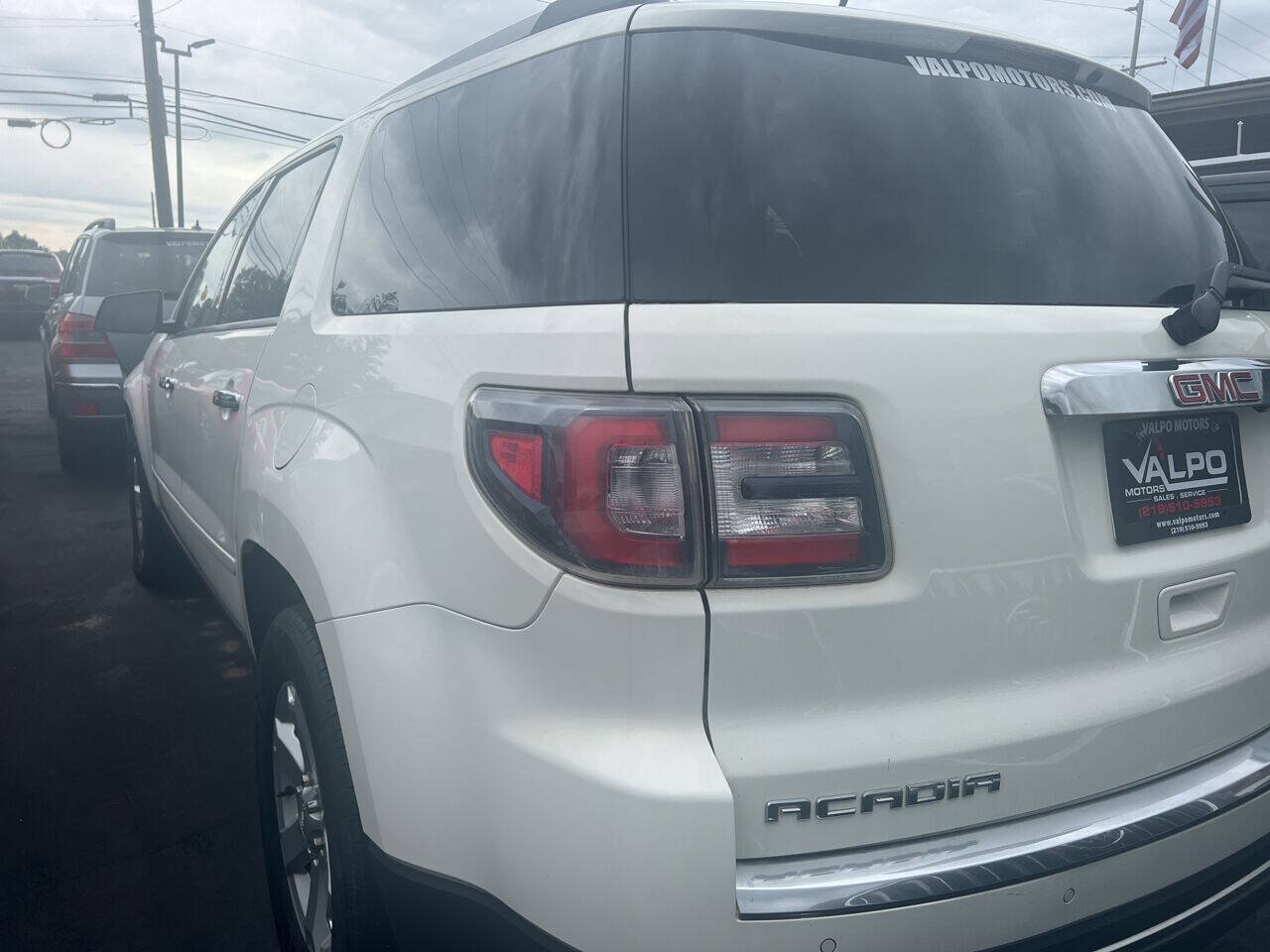 Used 2015 GMC Acadia SLE AWD/4WD image 5