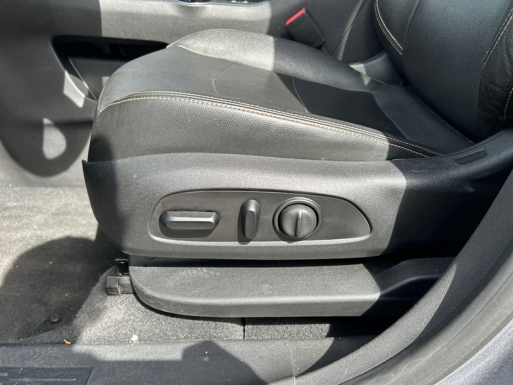 Used 2020 GMC Terrain SLT w/ Preferred Package image 14