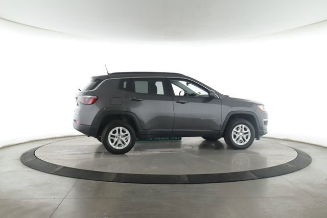 Used 2019 Jeep Compass Sport w/ Cold Weather Group AWD/4WD image 6