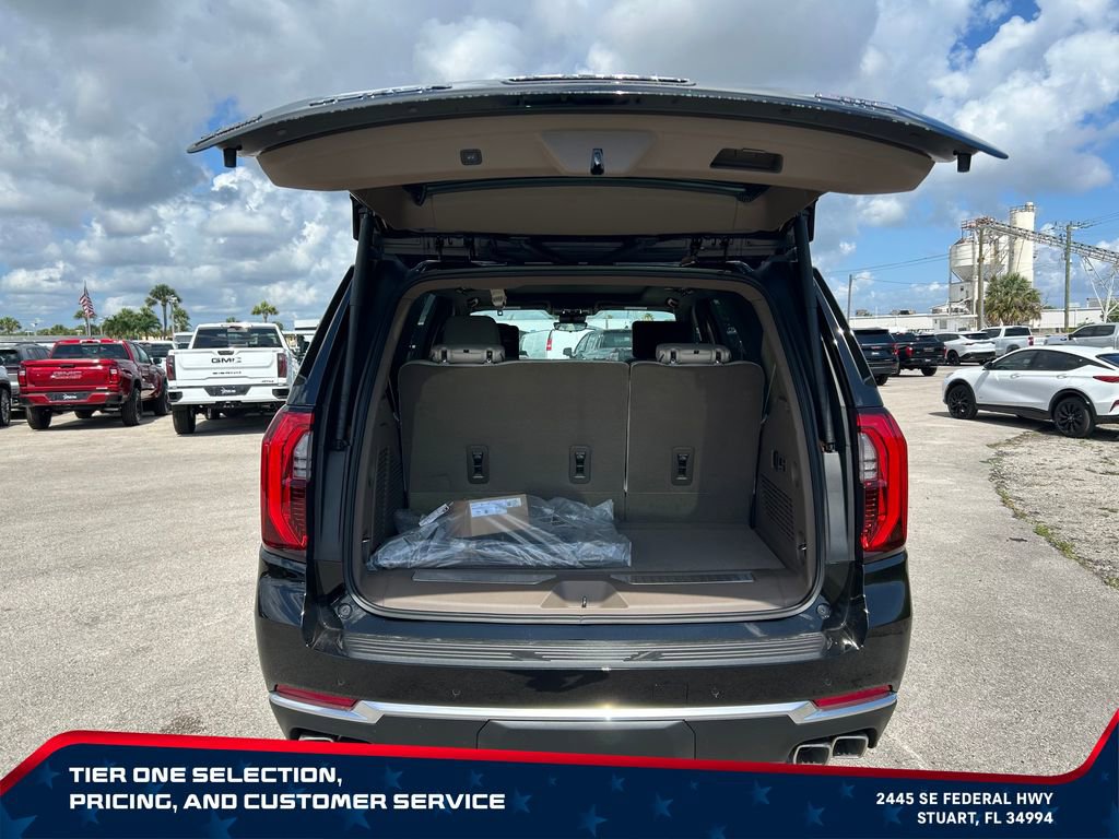 New 2026 GMC Yukon Denali w/ Denali Reserve Package AWD/4WD image 10