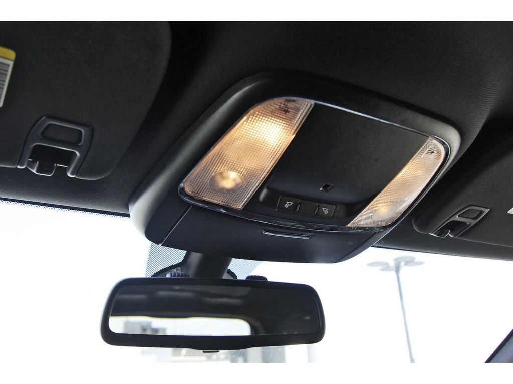 Used 2016 Jeep Grand Cherokee Laredo image 11