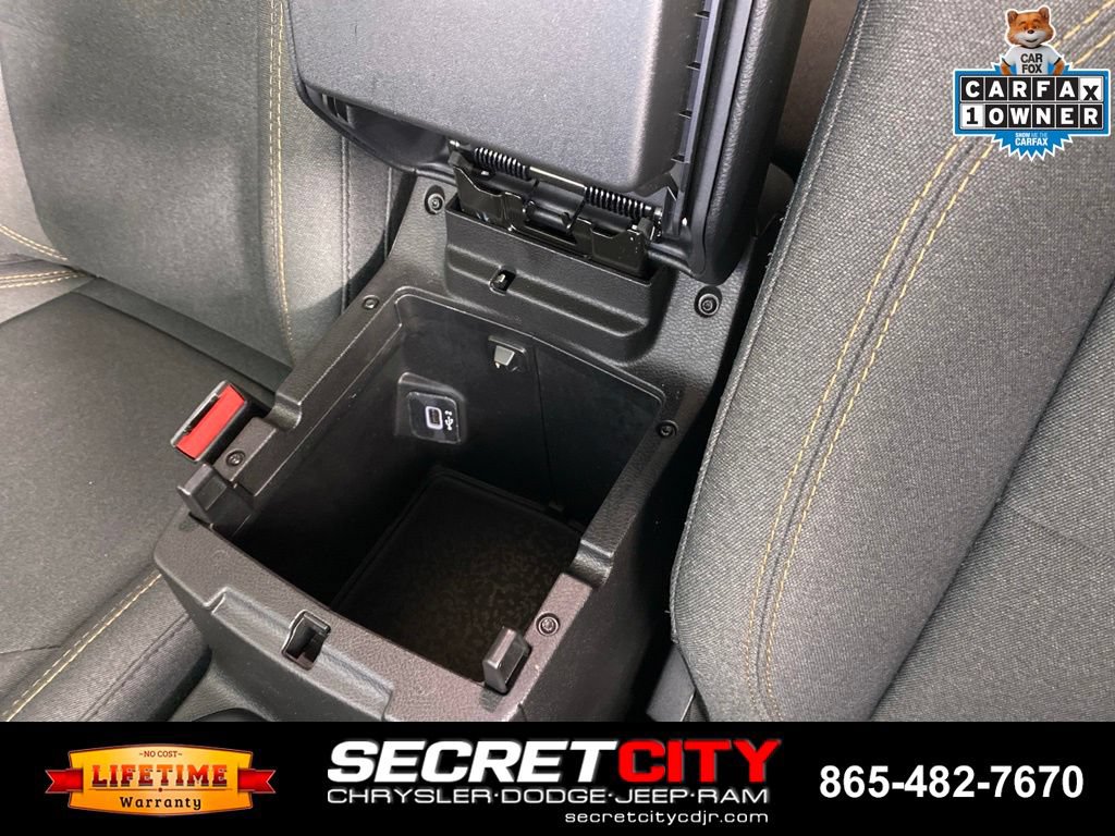 Used 2024 Jeep Wrangler Unlimited AWD/4WD image 25