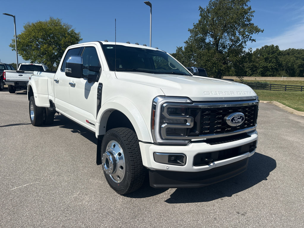 New 2027 Ford F450 Platinum w/ Platinum Plus Package AWD/4WD image 3