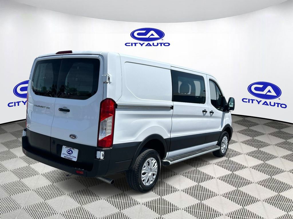 Used 2024 Ford Transit 250 Low Roof w/ Exterior Upgrade Package RWD image 3