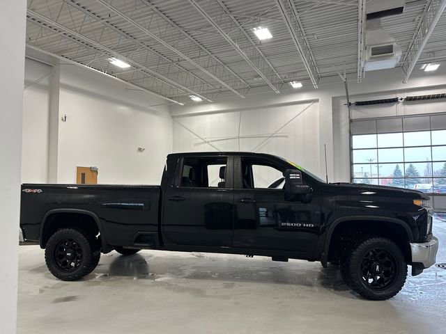 Used 2022 Chevrolet Silverado 2500 LT image 5