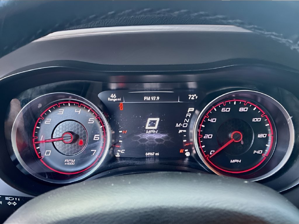 Used 2022 Dodge Charger SXT RWD image 12