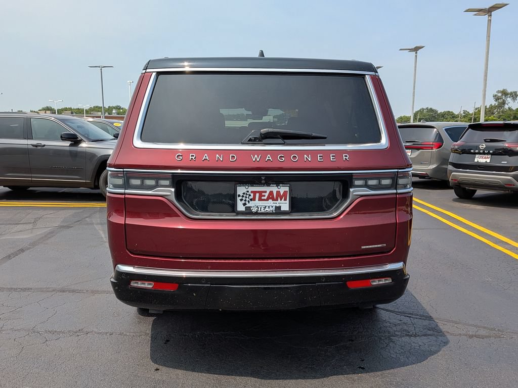 Used 2024 Jeep Grand Wagoneer L Series III AWD/4WD image 6