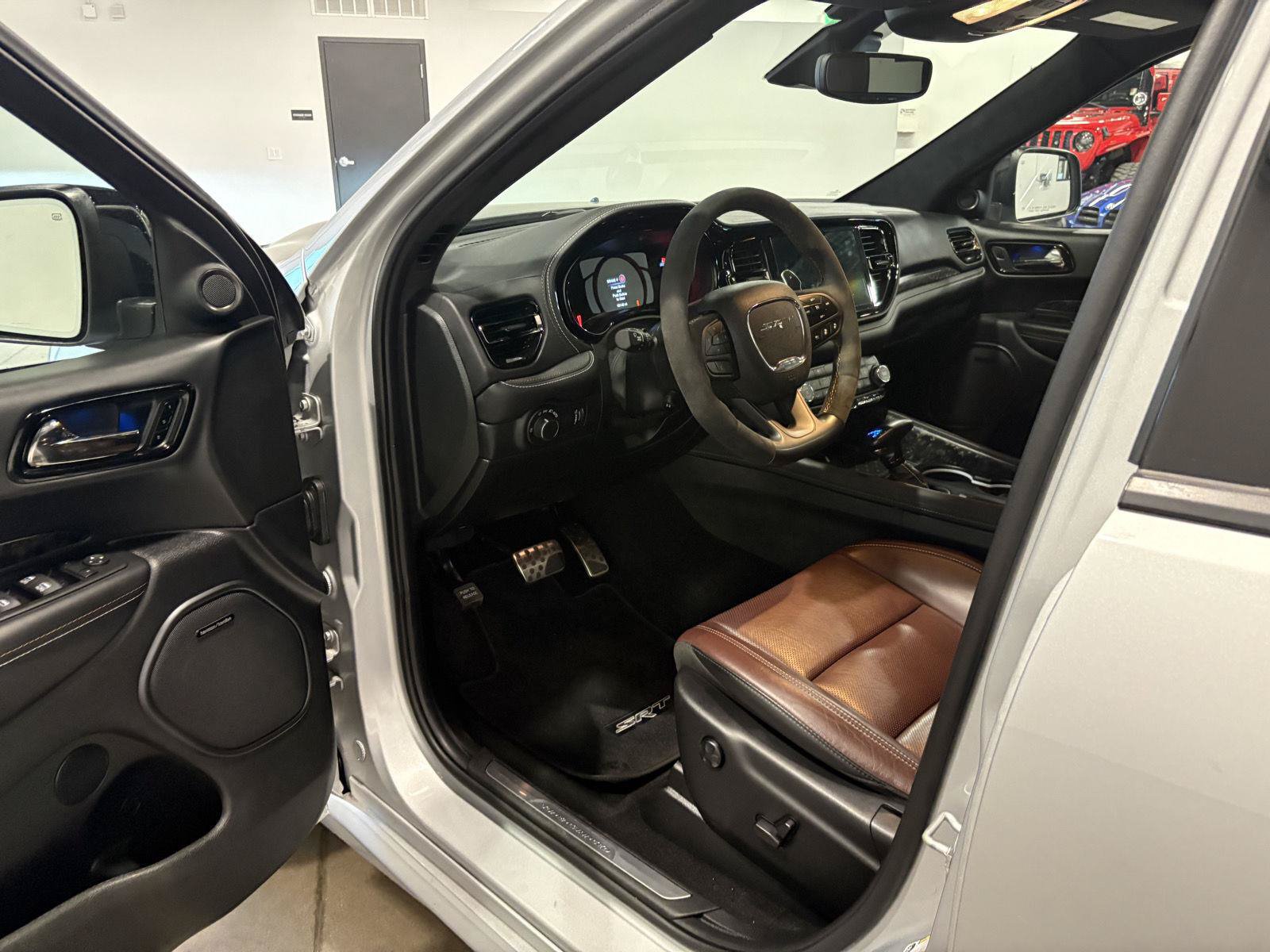 Used 2025 Dodge Durango SRT Hellcat AWD/4WD image 13