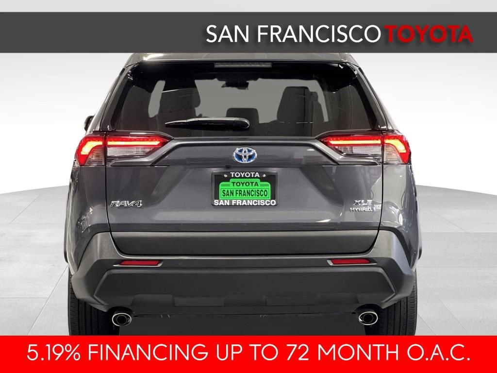 Certified 2021 Toyota RAV4 XLE w/ Convenience Package AWD/4WD image 4