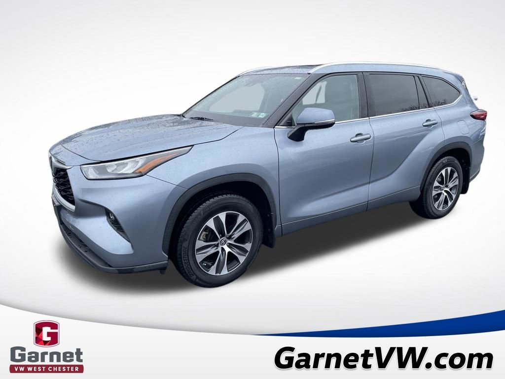 Used 2020 Toyota Highlander XLE