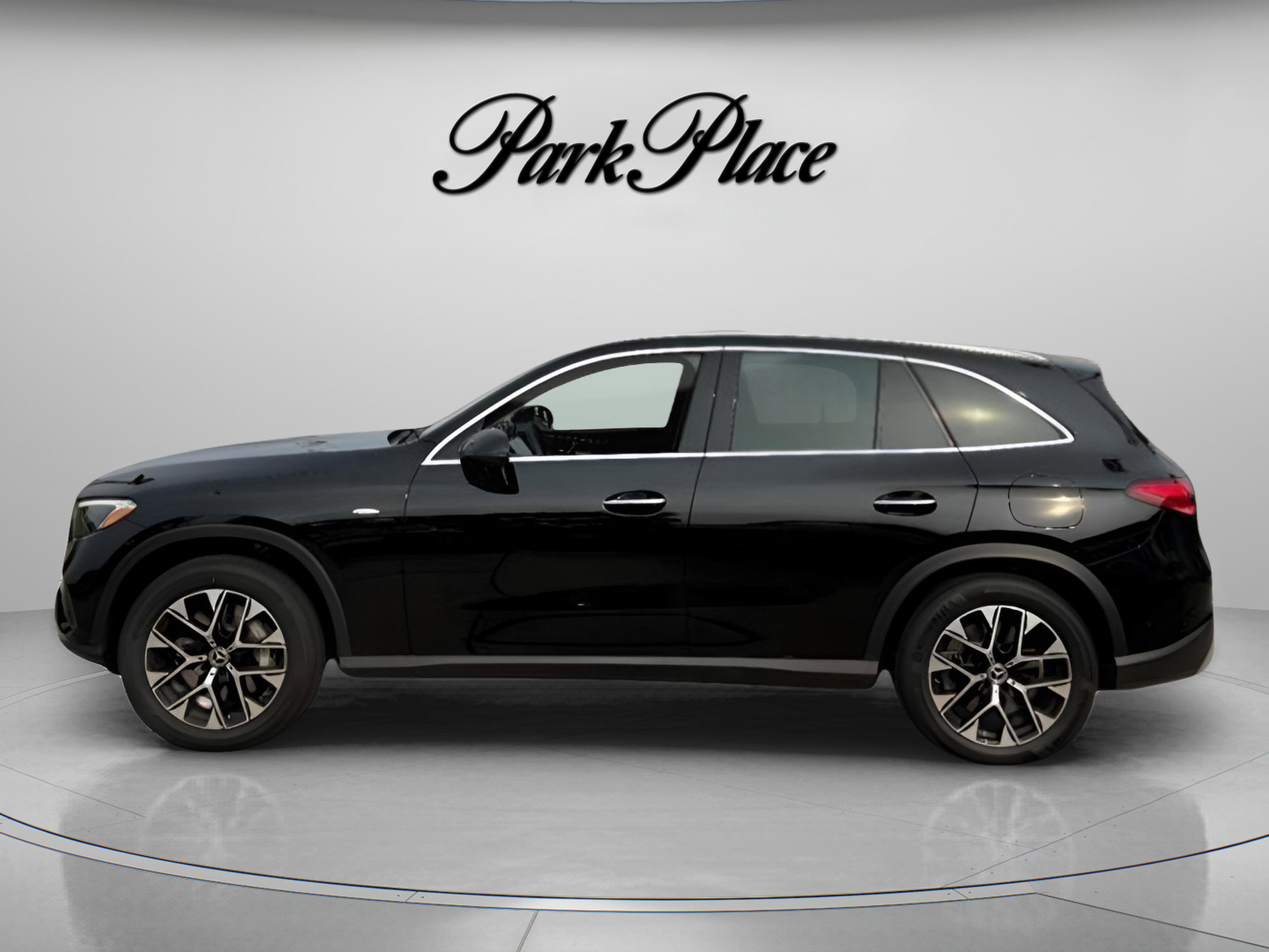 Certified 2025 Mercedes-Benz GLC 350e 4MATIC image 2