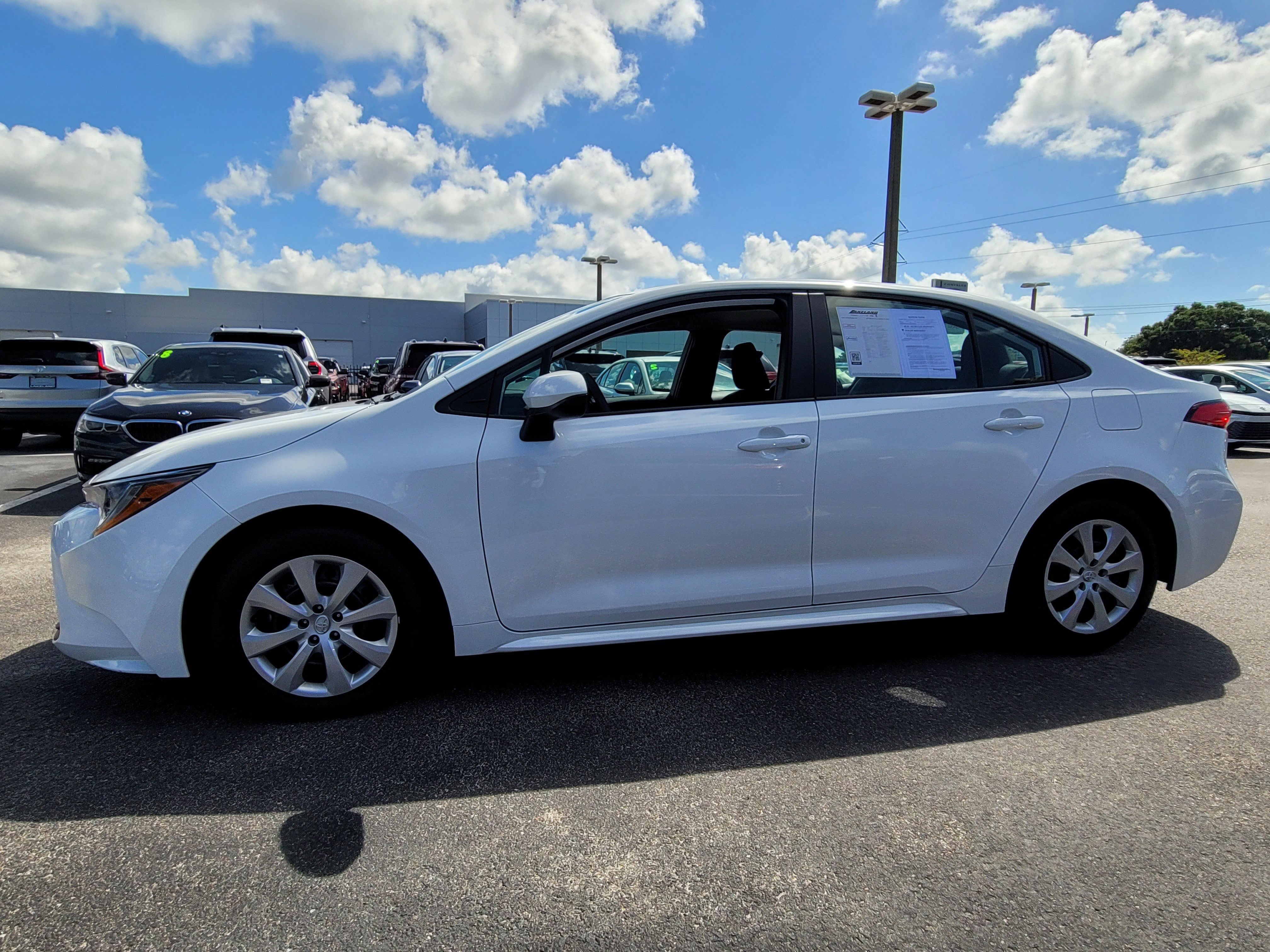 Used 2025 Toyota Corolla LE FWD image 7