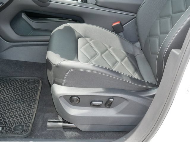Certified 2026 Volkswagen Atlas SE AWD/4WD image 14