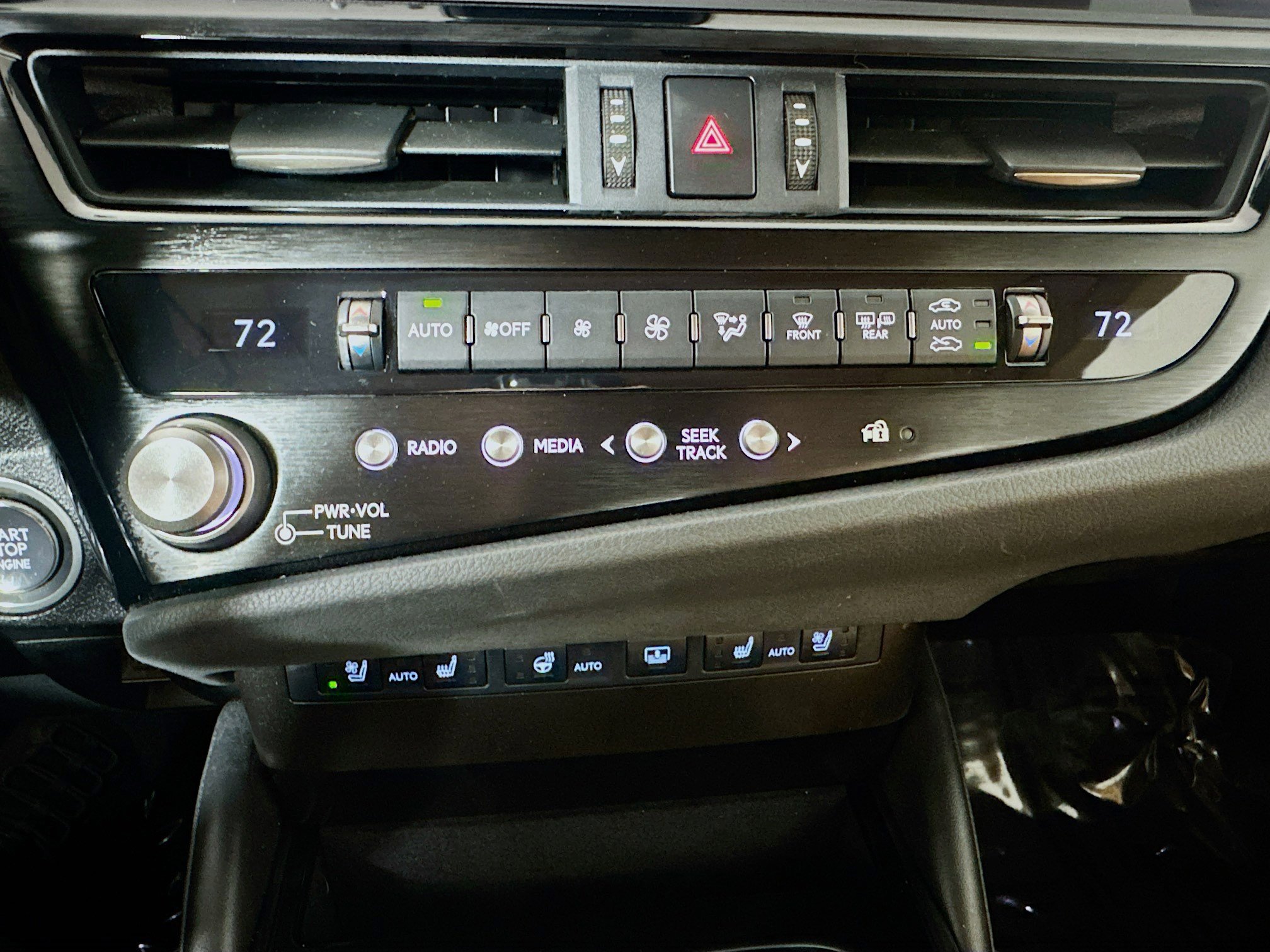Certified 2024 Lexus ES 350 Ultra Luxury w/ Accessory Package (Z2) FWD image 16