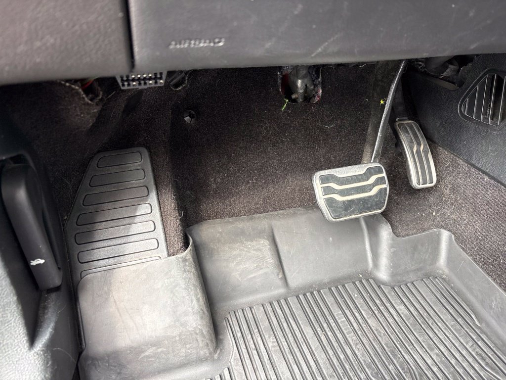 Used 2019 Ford Edge ST w/ Equipment Group 401A AWD/4WD image 13