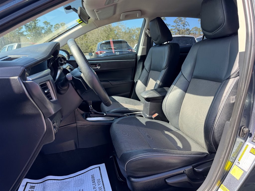 Used 2015 Toyota Corolla S image 18