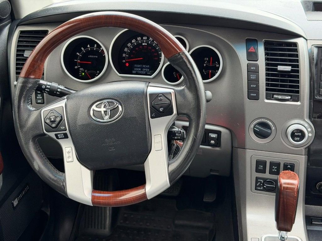 Used 2017 Toyota Sequoia Platinum image 14