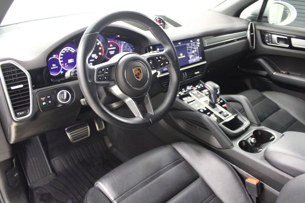 Certified 2023 Porsche Cayenne S Platinum AWD/4WD image 4