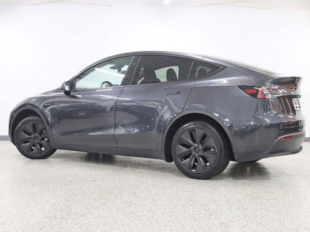Used 2025 Tesla Model Y Long Range AWD/4WD image 7