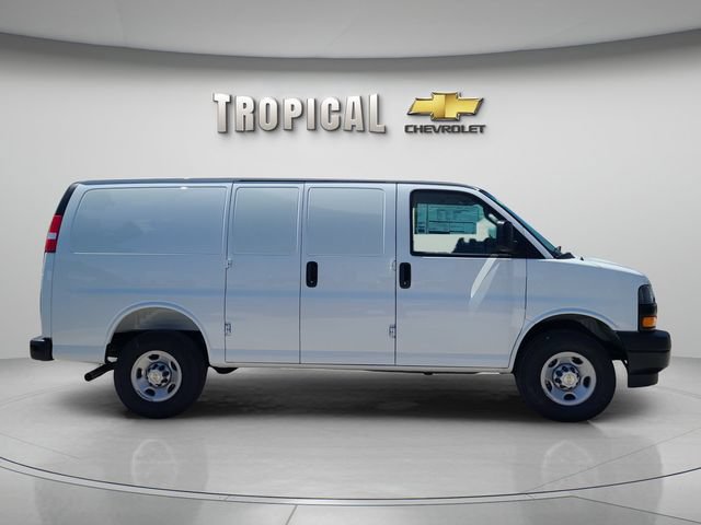 New 2026 Chevrolet Express 2500 w/ Driver Convenience Package RWD image 6