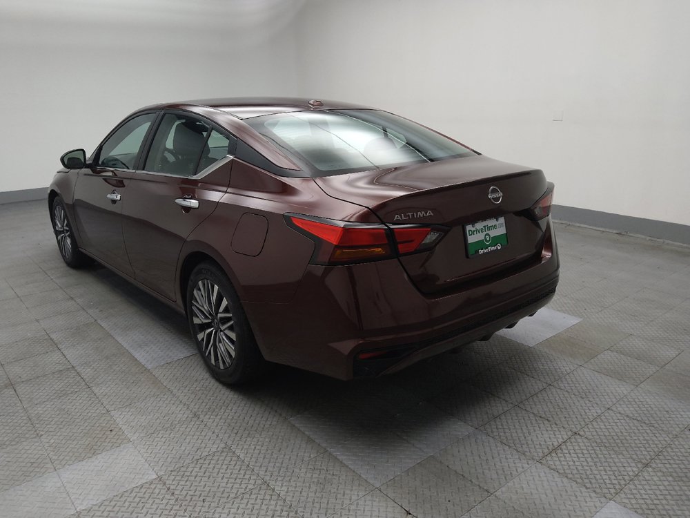 Used 2025 Nissan Altima 2.5 SV FWD image 5
