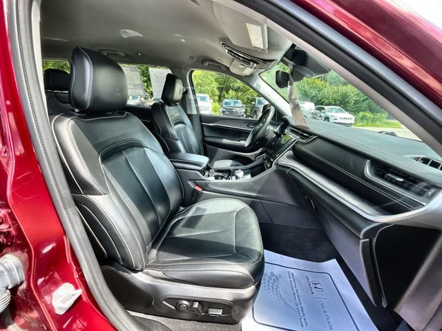Used 2021 Jeep Grand Cherokee L Limited AWD/4WD image 27