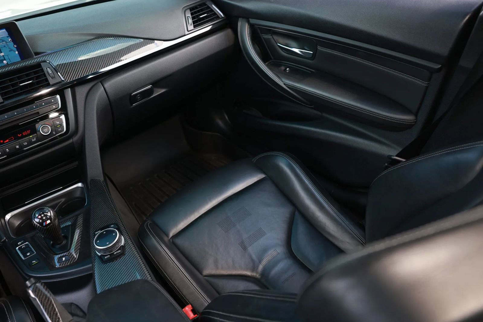 Used 2015 BMW M3 RWD image 14