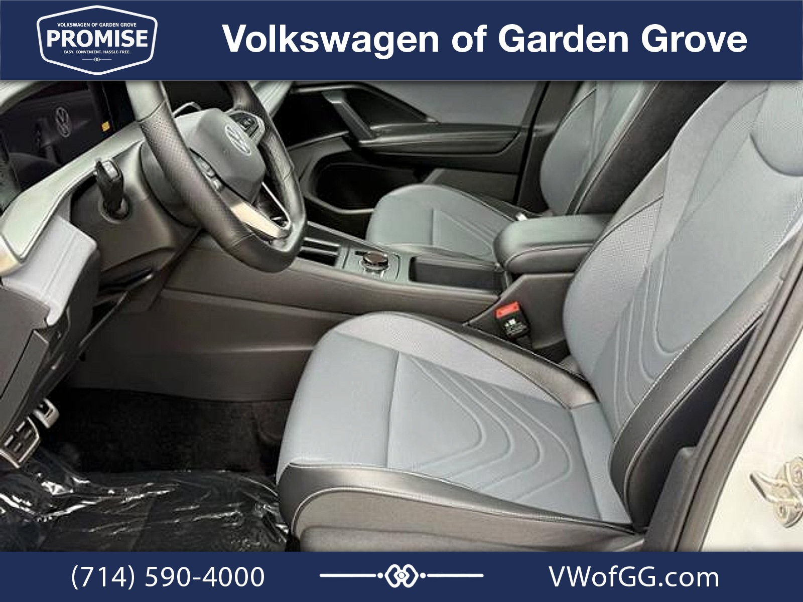 New 2026 Volkswagen Tiguan SE R-Line FWD image 14