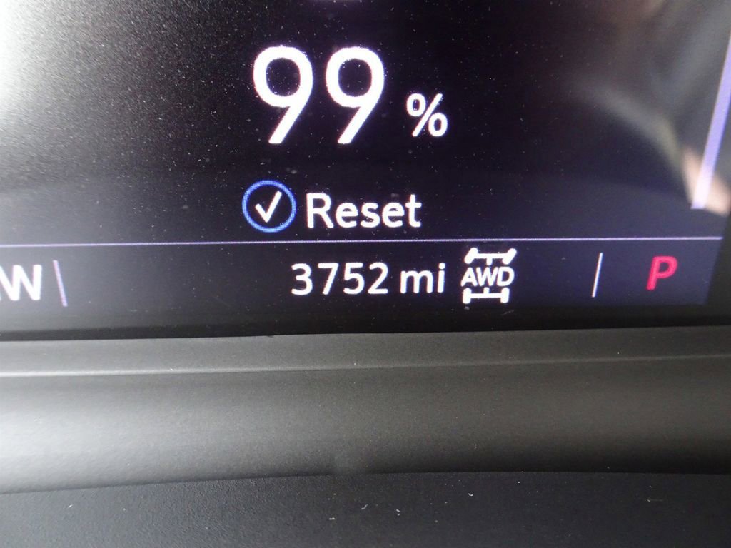 Certified 2025 Cadillac XT6 Premium Luxury image 21